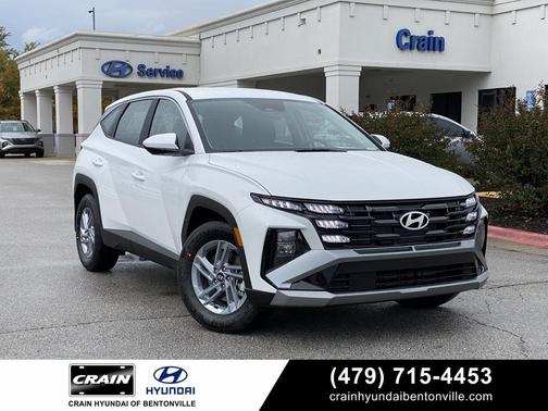 2026 Hyundai TUCSON SE