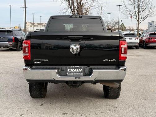 2024 RAM 2500 Big Horn Crew Cab 4x4 6'4' Box