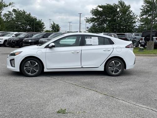 2021 Hyundai IONIQ Plug-In Hybrid SEL