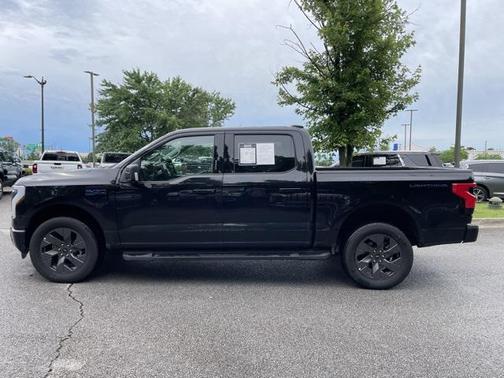 2024 Ford F-150 Lightning Flash