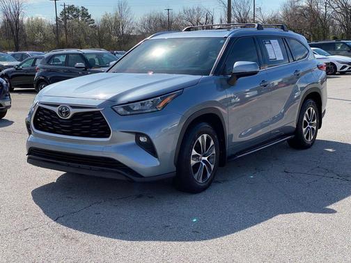 2020 Toyota Highlander XLE