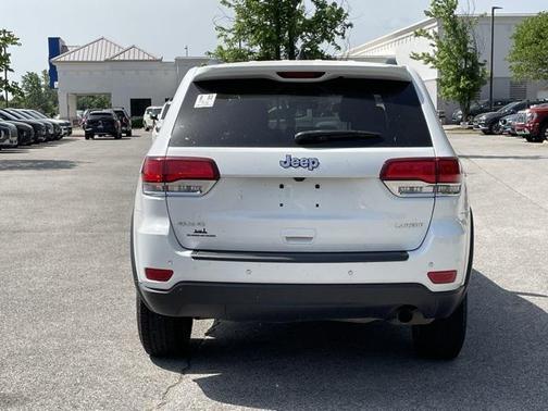 2020 Jeep Grand Cherokee Laredo