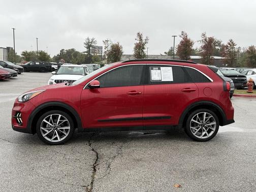 2022 Kia Niro Touring SE