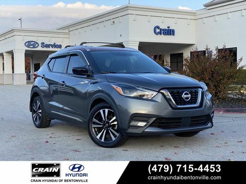 2020 Nissan Kicks SR