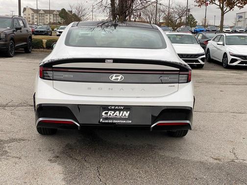 2026 Hyundai SONATA Hybrid SE