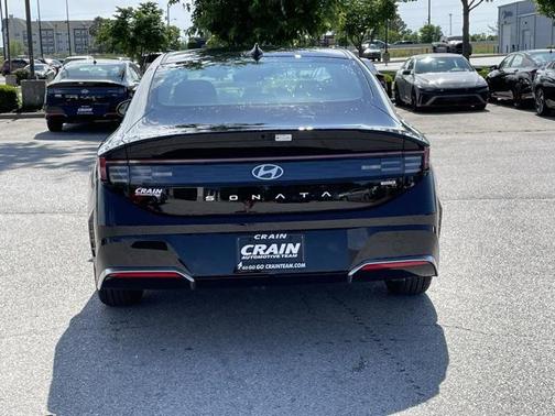 2025 Hyundai SONATA Hybrid SE