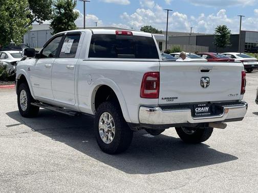 2022 RAM 2500 Laramie Crew Cab 4x4 6'4' Box
