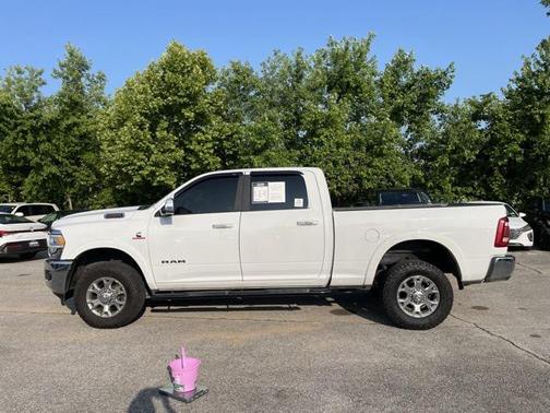 2022 RAM 2500 Laramie Crew Cab 4x4 6'4' Box