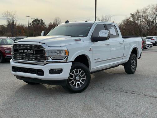 2024 RAM 2500 Limited Crew Cab 4x4 6'4' Box