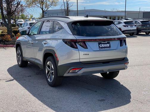 Shimmering Silver 2026 Hyundai TUCSON SEL Premium
