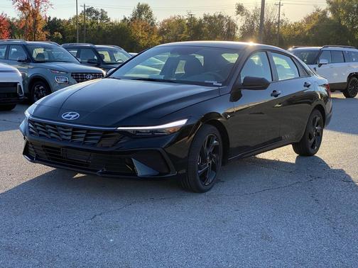 2026 Hyundai ELANTRA Sport