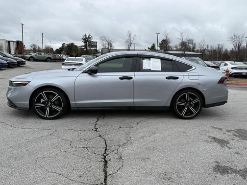 2023 Honda Accord Hybrid Base