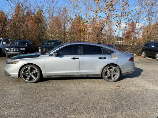 2023 Honda Accord Hybrid Base