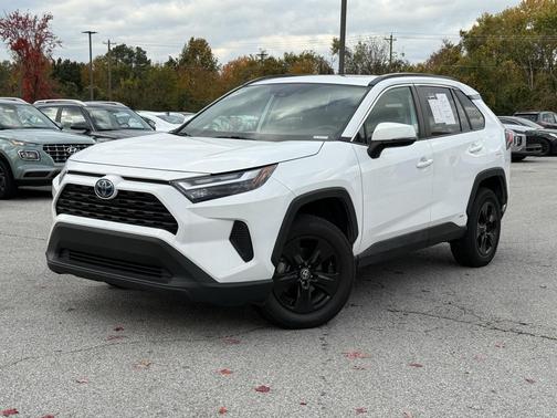 2022 Toyota RAV4 Hybrid XLE