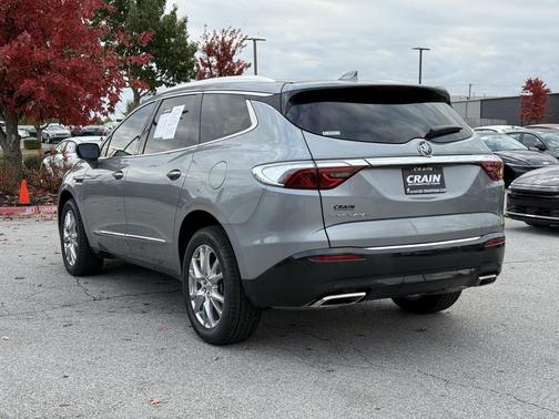 2024 Buick Enclave Essence FWD
