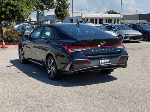 2025 Hyundai ELANTRA HEV SEL Sport