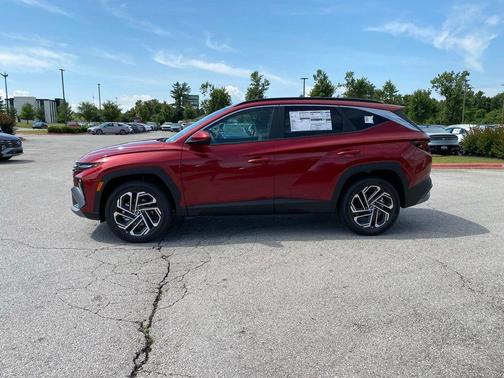 Ultimate Red 2026 Hyundai TUCSON SEL Plus