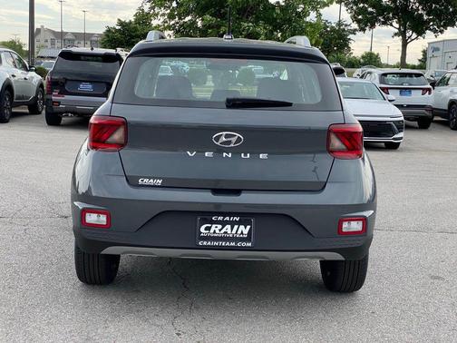 Ecotronic Gray 2026 Hyundai VENUE SEL