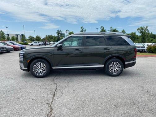 Titan Green 2026 Hyundai Palisade Hybrid SEL Premium 8P