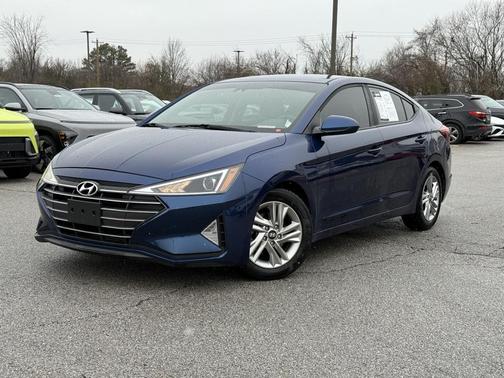 2019 Hyundai ELANTRA SEL