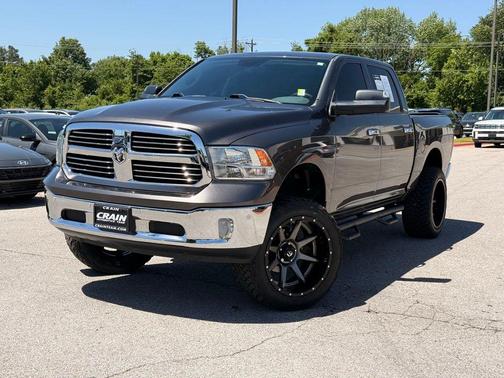 Granite Crystal Metallic Clearcoat 2016 RAM 1500 Big Horn
