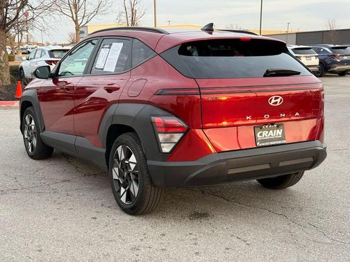 2025 Hyundai KONA SEL