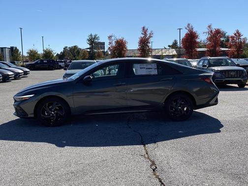 2026 Hyundai ELANTRA Sport