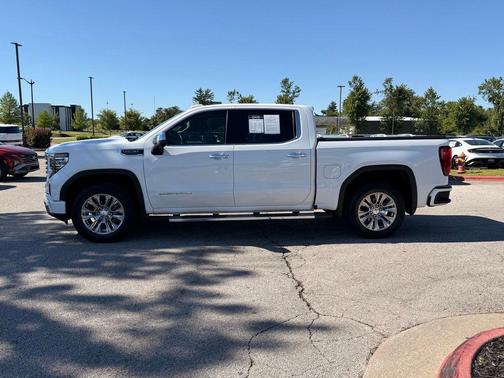 Summit White 2022 GMC Sierra 1500 Denali