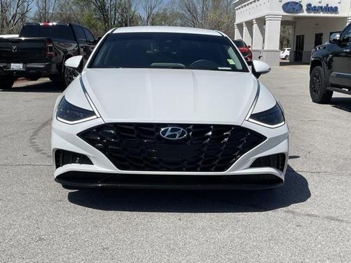 2022 Hyundai SONATA SEL