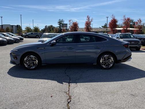 2026 Hyundai SONATA SEL