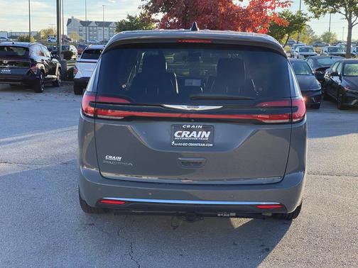 2023 Chrysler Pacifica Touring L