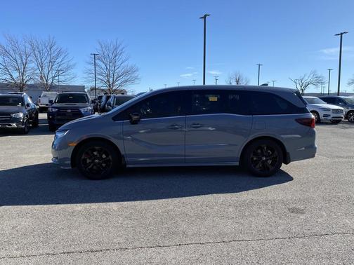 2023 Honda Odyssey Sport