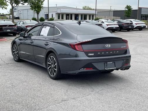 2021 Hyundai SONATA Limited