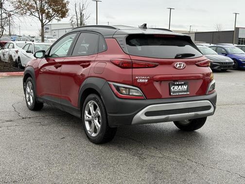 2022 Hyundai KONA SEL