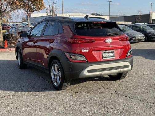 2022 Hyundai KONA SEL