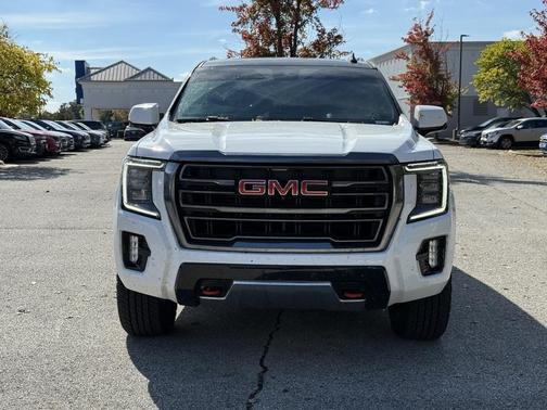 2024 GMC Yukon 4WD AT4