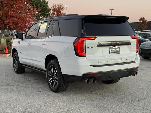 2024 GMC Yukon 4WD AT4