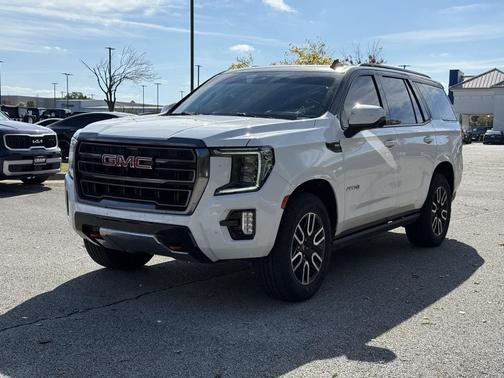 2024 GMC Yukon 4WD AT4