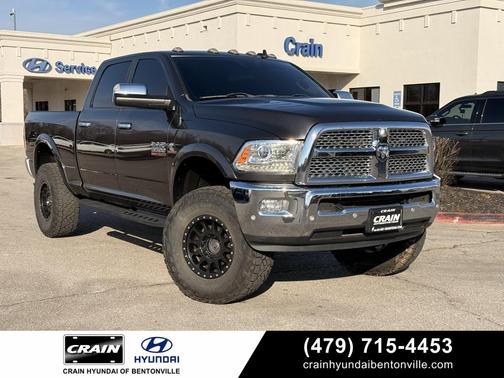 2018 RAM 3500 Laramie Crew Cab 4x4 6'4' Box