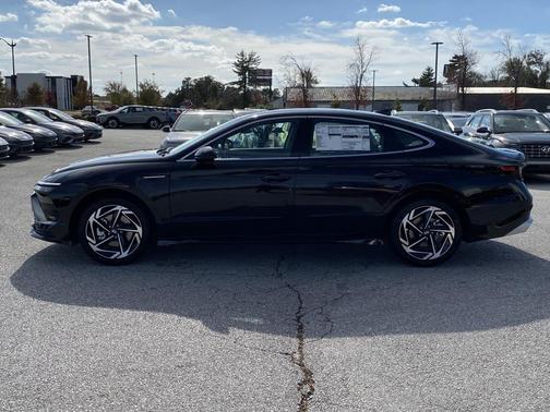 2026 Hyundai SONATA SEL