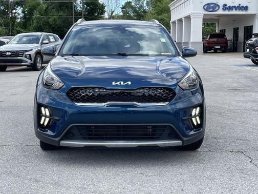 2022 Kia Niro LXS