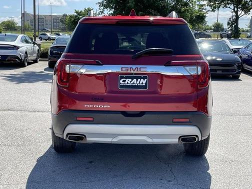 2022 GMC Acadia FWD SLT