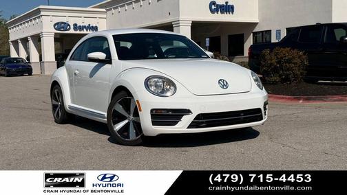 White 2017 Volkswagen Beetle 1.8T SE