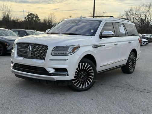 2018 Lincoln Navigator Black Label