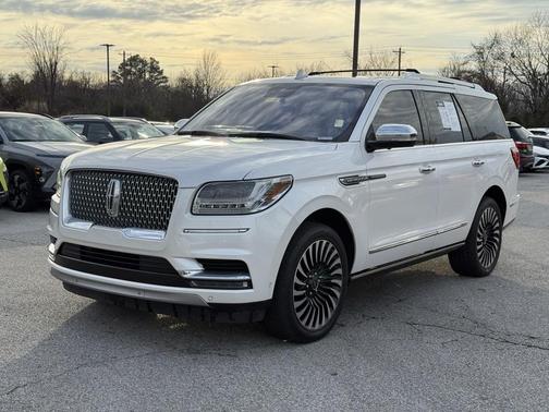 2018 Lincoln Navigator Black Label