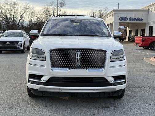2018 Lincoln Navigator Black Label