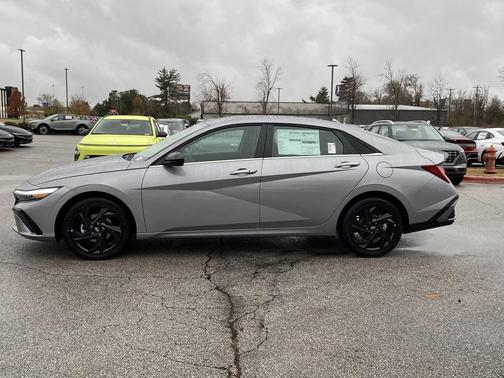 2026 Hyundai ELANTRA Sport