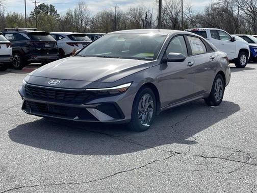2024 Hyundai ELANTRA HEV Blue