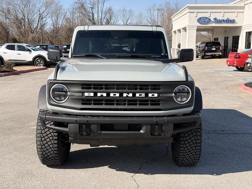 2024 Ford Bronco Black Diamond