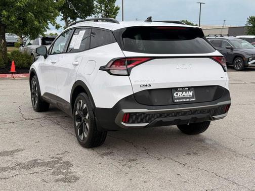 Glacial White Pearl 2023 Kia Sportage X-Line
